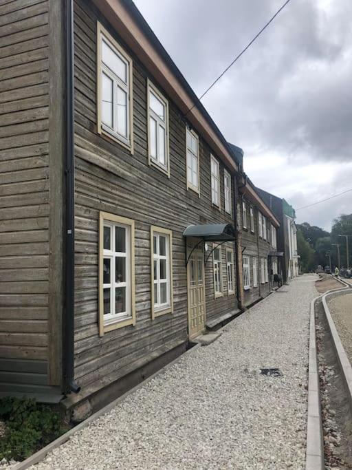 Cozy Apartment Near The City Center 塔尔图 外观 照片